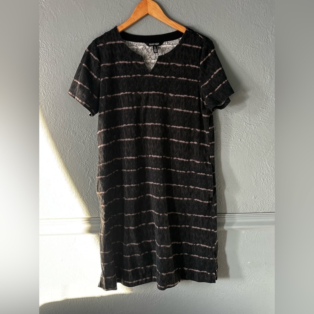 Ellen Tracy | striped  | black | cotton blend | pockets | t shirt dress |L
